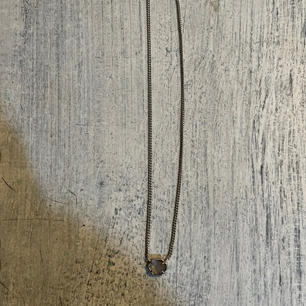 silver kendra scott necklace